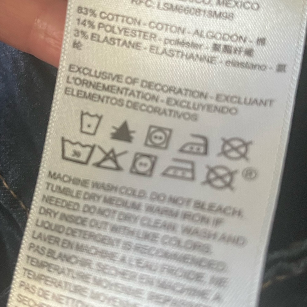 Denizen by Levi’s size 12 dark wash women’s jeans. No distressing. - Picture 4 of 5